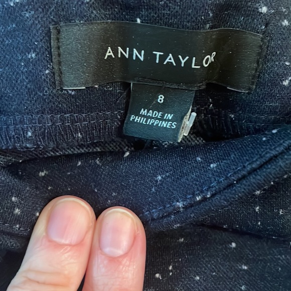 Ann Taylor navy with white speckles skirt size 8 - Picture 2 of 2